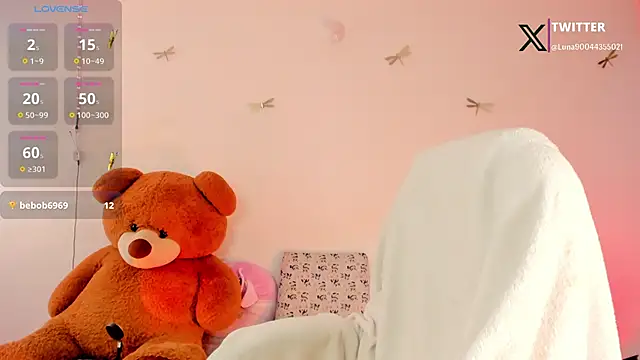 princessluna 19 online show from 10-30-25, 08:42