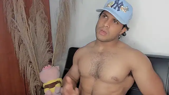 Snapshot of Evansdark1 chatting on 09-30-25, 12:04 Evansdark1 online show from 09-30-25, 12:04