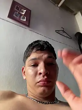 RobinLenoxx online show from 10-23-25, 04:50