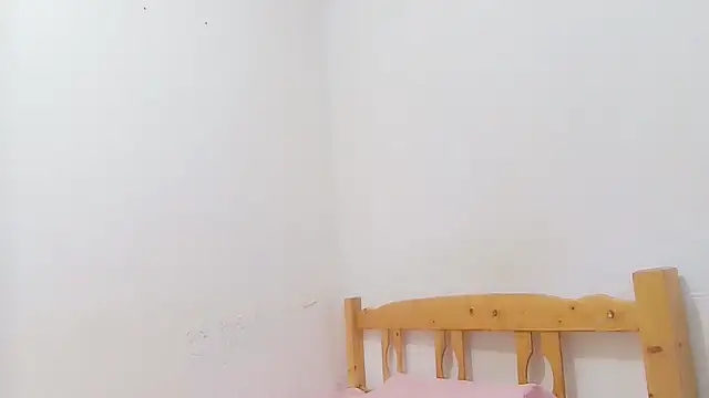 Snapshot of yueeraijj88 chatting on 11-30-25, 05:44 yueeraijj88 online show from 11-30-25, 05:44