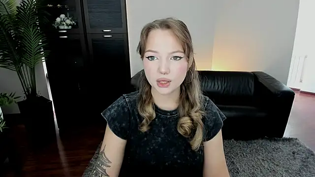 MariaRobinsone online show from 10-14-25, 11:44