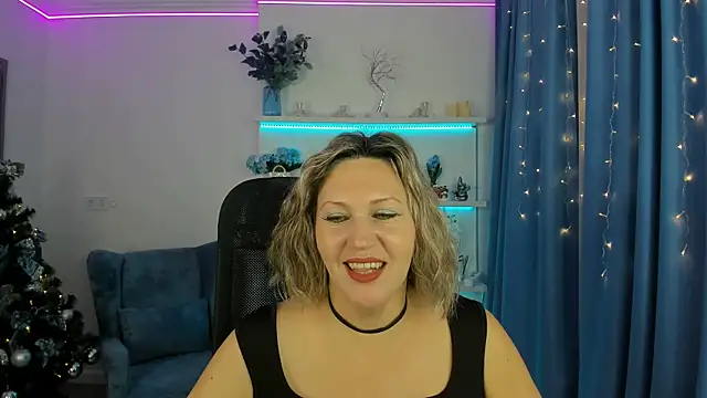 NinaStarle online show from 12-21-25, 04:30