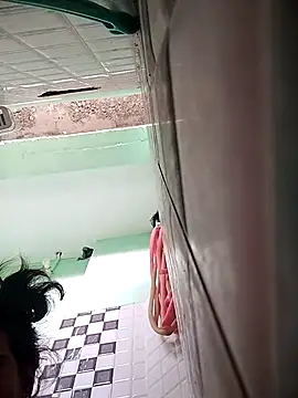 Snapshot of JHILMIL chatting on 10-19-25, 03:29 JHILMIL online show from 10-19-25, 03:29