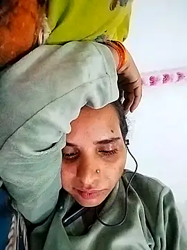 Snapshot of JHILMIL chatting on 11-13-25, 06:18 JHILMIL online show from 11-13-25, 06:18