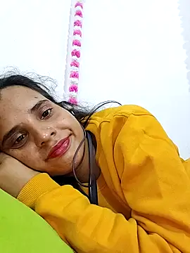 Snapshot of JHILMIL chatting on 11-19-25, 05:57 JHILMIL online show from 11-19-25, 05:57