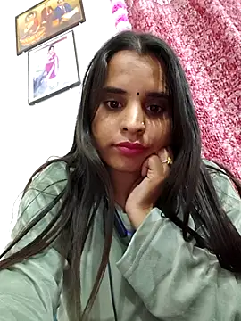Snapshot of JHILMIL chatting on 11-26-25, 04:41 JHILMIL online show from 11-26-25, 04:41