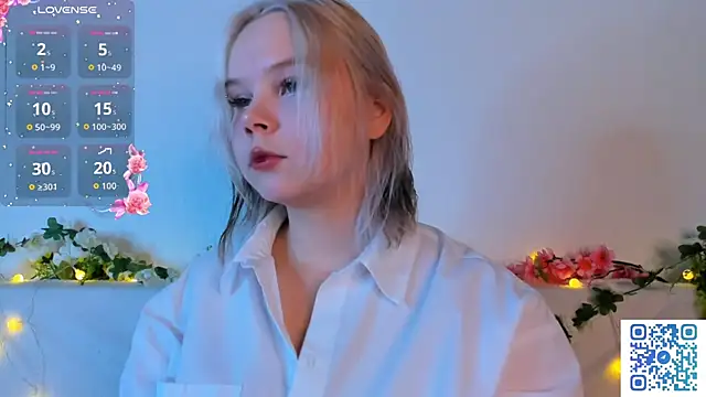 girlllsooft online show from 11-26-25, 10:44