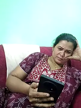 Snapshot of tamilaruvi chatting on 05-04-26, 06:09 tamilaruvi online show from 05-04-26, 06:09