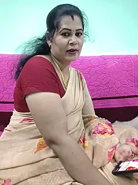 Snapshot of tamilaruvi chatting on 05-24-26, 04:12 tamilaruvi online show from 05-24-26, 04:12