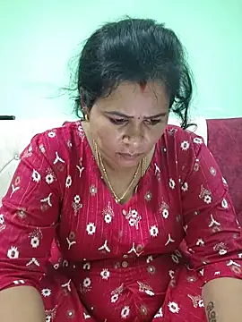 Snapshot of tamilaruvi chatting on 05-31-26, 06:20 tamilaruvi online show from 05-31-26, 06:20