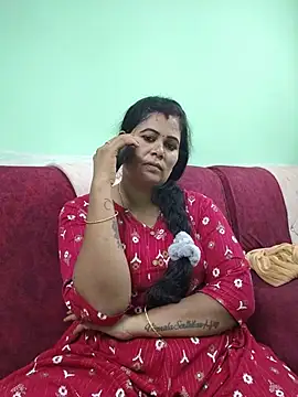 Snapshot of tamilaruvi chatting on 06-01-26, 06:59 tamilaruvi online show from 06-01-26, 06:59
