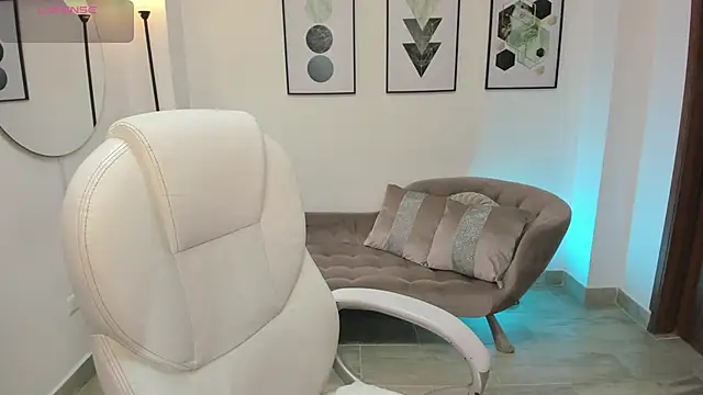 dafne hills online show from 09-27-25, 07:30