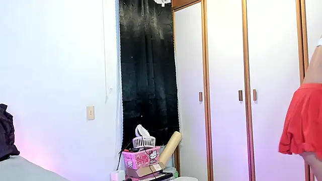 Snapshot of Londonttipton chatting on 11-27-25, 05:42 Londonttipton online show from 11-27-25, 05:42