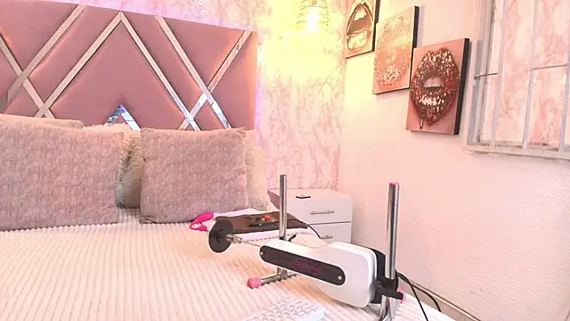 Aliice1  online show from 09-23-25, 06:11