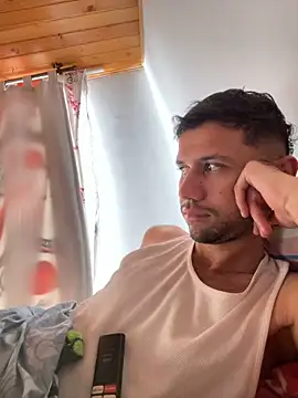 Michaell Spinelly online show from 12-14-25, 02:44