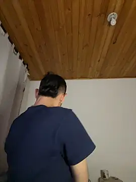 Michaell Spinelly online show from 12-22-25, 04:20