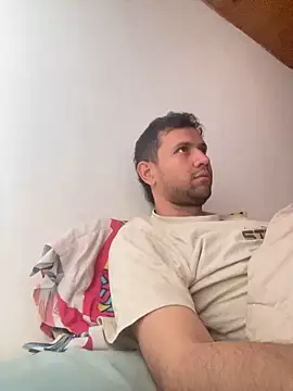 Michaell Spinelly online show from 04-07-26, 01:55