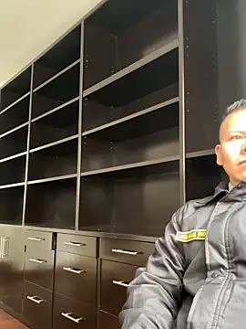 Manu0586 online show from 09-08-25, 05:23