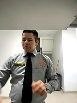 Manu0586 online show from 11-01-25, 11:23