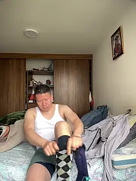 Manu0586 online show from 05-15-26, 08:16