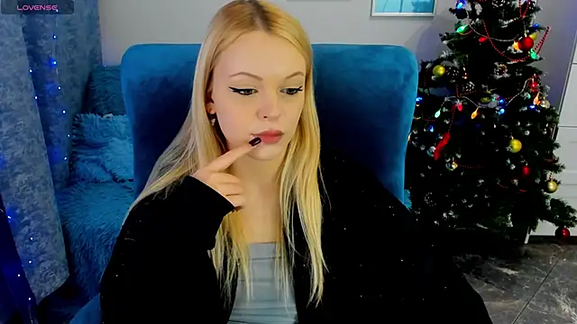 Snapshot of KatherineePierce chatting on 01-11-26, 10:15 KatherineePierce online show from 01-11-26, 10:15