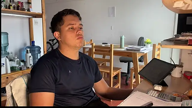 Haustin202 online show from 11-04-25, 07:57