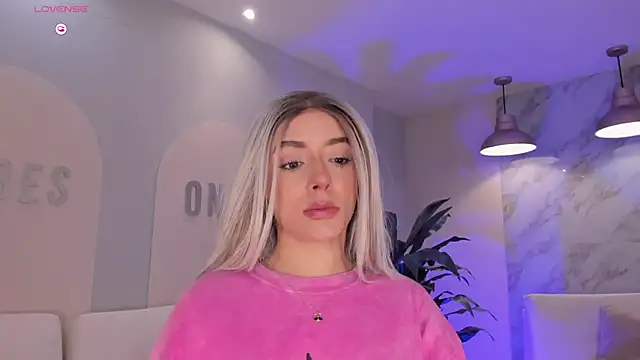 IsabellaMoreau online show from 02-27-26, 08:53