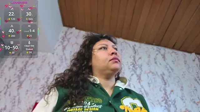 Larissa Antonella online show from 10-11-25, 04:01