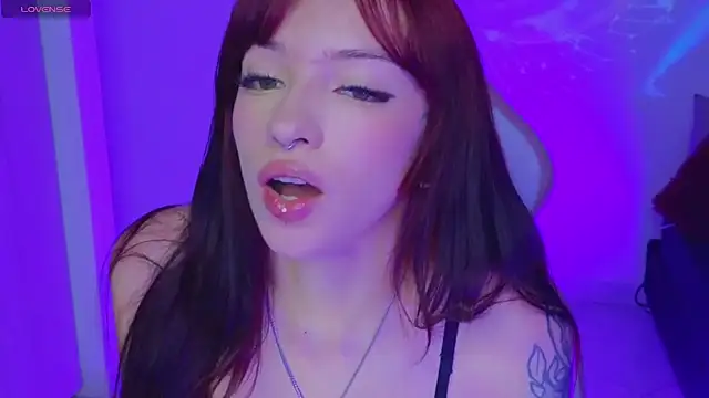 Moonlightt 21 online show from 12-18-25, 06:36