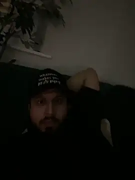 Snapshot of ariseen chatting on 03-08-26, 08:23 ariseen online show from 03-08-26, 08:23