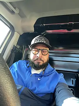 Snapshot of ariseen chatting on 03-14-26, 07:47 ariseen online show from 03-14-26, 07:47