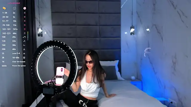 Snapshot of Nelly_Kimm chatting on 06-19-26, 12:59 Nelly Kimm online show from 06-19-26, 12:59