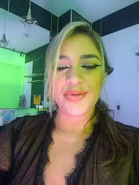 NicoleDiior online show from 05-22-26, 03:17