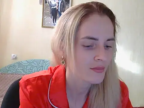 Snapshot of JayeTyler chatting on 11-25-25, 07:30 JayeTyler online show from 11-25-25, 07:30