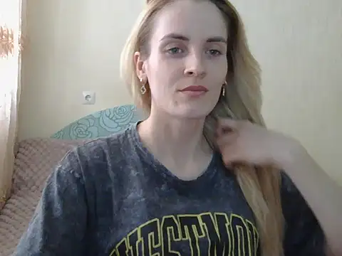 Snapshot of JayeTyler chatting on 03-02-26, 07:48 JayeTyler online show from 03-02-26, 07:48