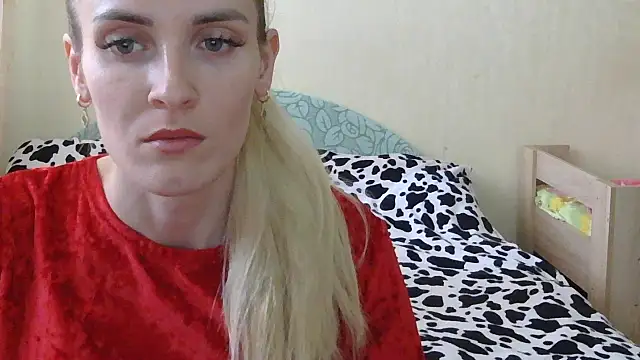 Snapshot of JayeTyler chatting on 05-07-26, 05:46 JayeTyler online show from 05-07-26, 05:46