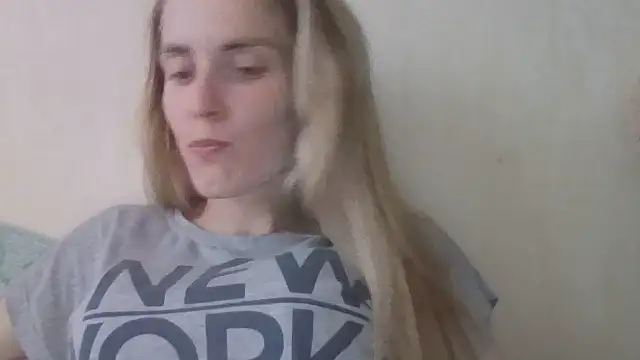 Snapshot of JayeTyler chatting on 06-17-26, 06:05 JayeTyler online show from 06-17-26, 06:05