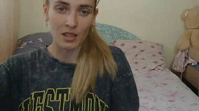 Snapshot of JayeTyler chatting on 06-30-26, 06:36 JayeTyler online show from 06-30-26, 06:36