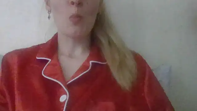 Snapshot of JayeTyler chatting on 07-27-26, 06:53 JayeTyler online show from 07-27-26, 06:53