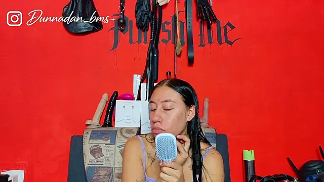 Snapshot of Dunnadan_Bms chatting on 02-17-26, 03:25 Dunnadan Bms online show from 02-17-26, 03:25