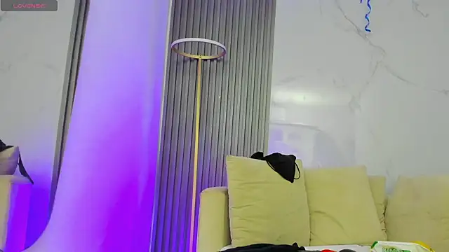 Snapshot of kiaratentation chatting on 12-03-25, 07:45 kiaratentation online show from 12-03-25, 07:45