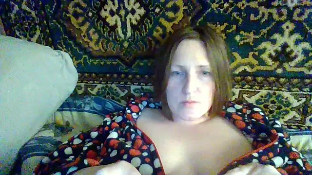 Snapshot of AllaSowinskaya chatting on 10-23-25, 07:01 AllaSowinskaya online show from 10-23-25, 07:01