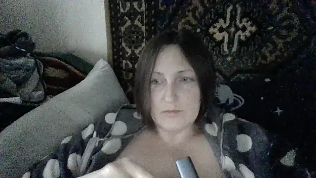 Snapshot of AllaSowinskaya chatting on 11-09-25, 08:23 AllaSowinskaya online show from 11-09-25, 08:23