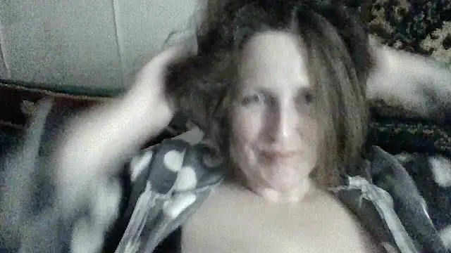 Snapshot of AllaSowinskaya chatting on 11-11-25, 07:47 AllaSowinskaya online show from 11-11-25, 07:47