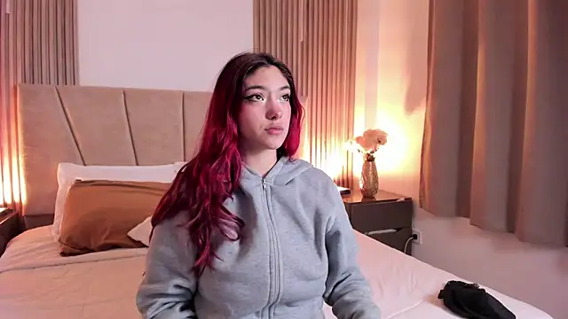 Victoria Beaumont online show from 03-04-26, 11:38