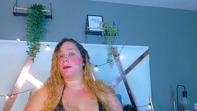 Snapshot of JenaCooper_ chatting on 05-28-26, 03:04 JenaCooper online show from 05-28-26, 03:04