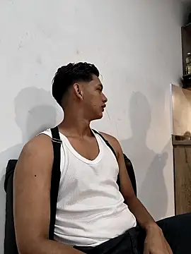 Snapshot of Hiroshi_Shen chatting on 09-25-25, 11:36 Hiroshi Shen online show from 09-25-25, 11:36