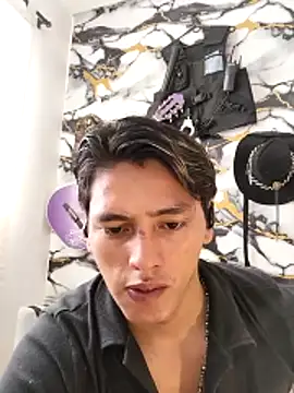 Snapshot of Hiroshi_Shen chatting on 04-01-26, 01:41 Hiroshi Shen online show from 04-01-26, 01:41