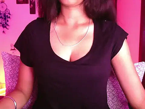 Snapshot of Samikshaa chatting on 10-13-25, 02:17 Samikshaa online show from 10-13-25, 02:17
