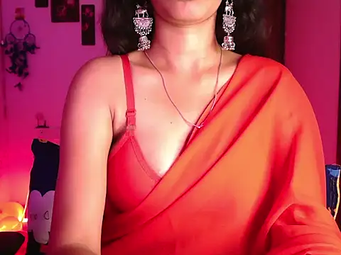 Snapshot of Samikshaa chatting on 10-26-25, 03:40 Samikshaa online show from 10-26-25, 03:40